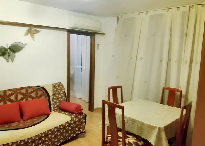 Modern In - 50 Sqm - Comfortable Balcony Calella